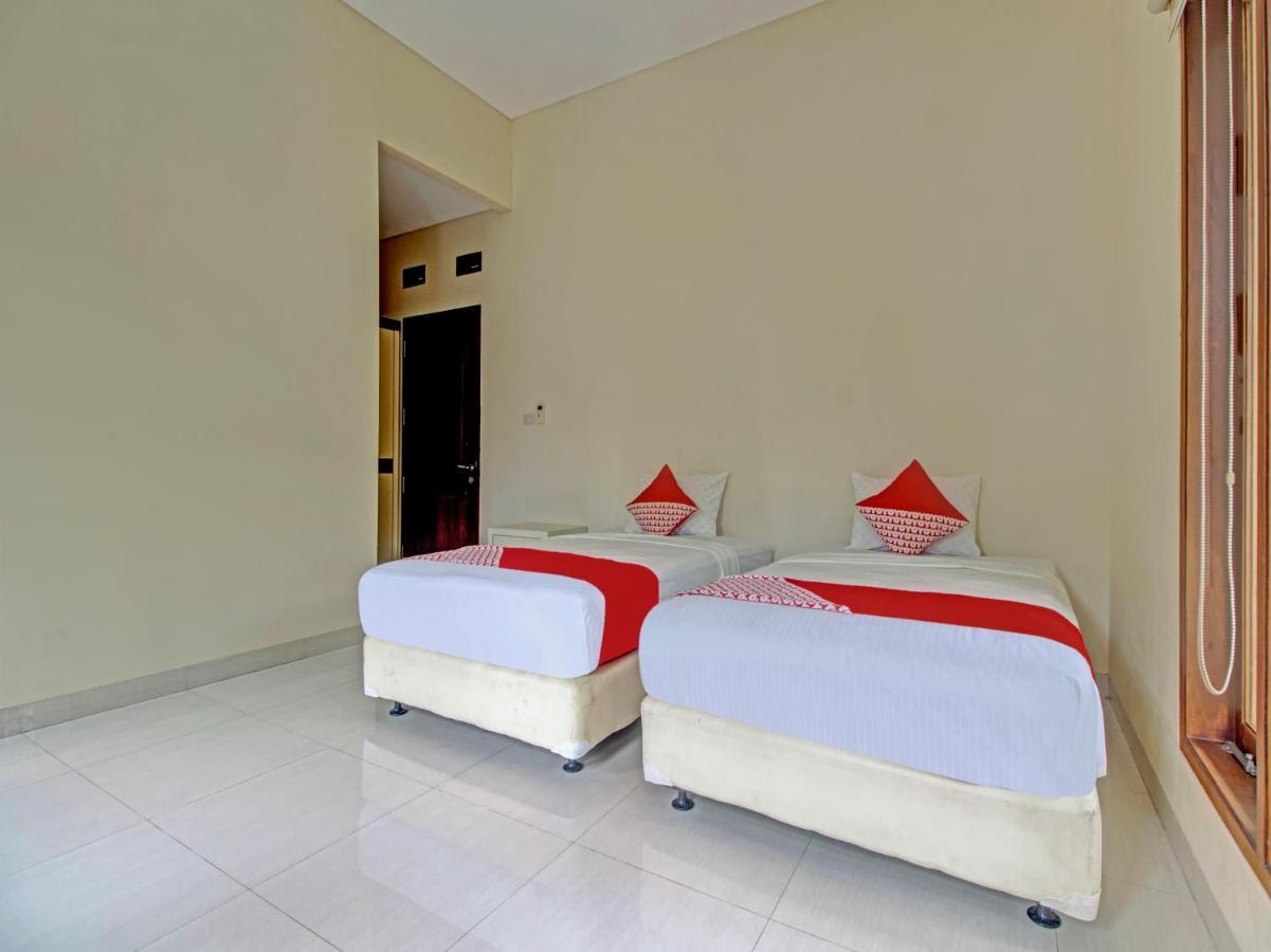 Oyo 89997 Hotel Bumi Kedaton Waterpark Bandar Lampung Kültér fotó